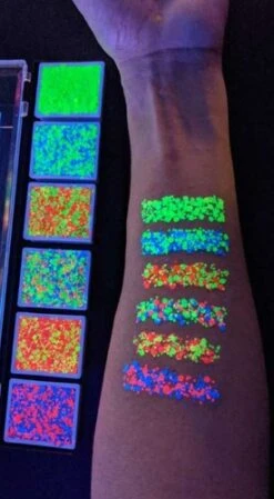 Galactic UV Glitter Gleam Palette -Speciale Effecten Make-Upwinkel galactic uv glitter gleam palette 2