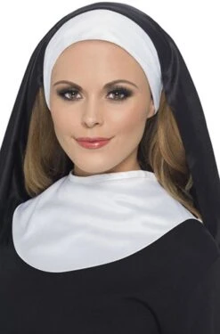 Nonnen Kapje En Kraag